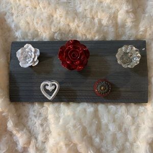 New Hand Made Jewelry/Necklace Organizer